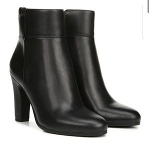 Sam Edelman “Sianna” Booties